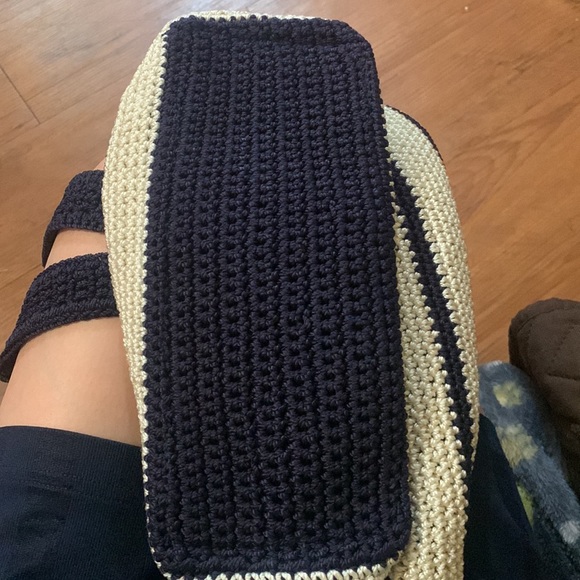The SAK Riviera Navy Blue/White Crochet Shoulder Bag Purse NWOT - Picture 6 of 11